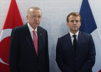 Erdoğan, Macron’la SAMP-T’yi görüştü