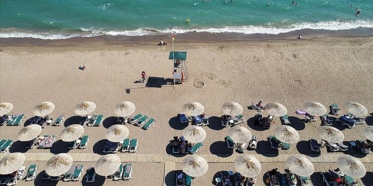 Turizmdeki aldatıcı tanıtım ve reklamlar inceleniyor