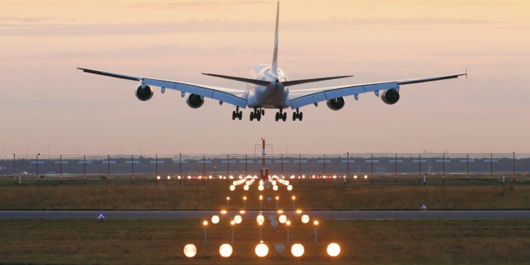 Frankfurt Havalimanı’nda uçak trafiği azaltılıyor