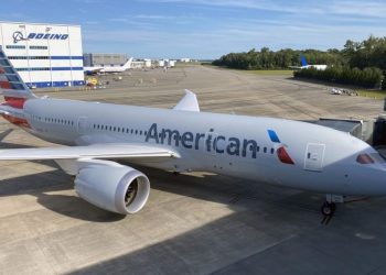 Boeing ilk 787 teslimatını American Airlines’a gerçekleştirdi