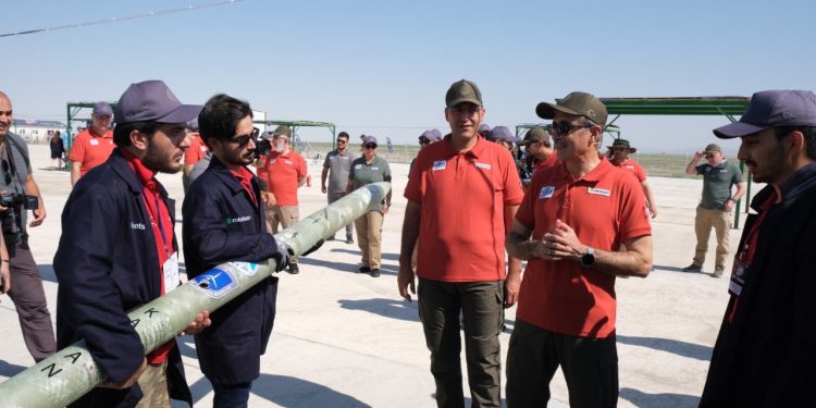 SSB Başkanı İsmail Demir, Aksaray’da roket yarışlarını izledi