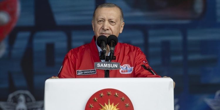 Erdoğan’dan Yunanistan’a: İzmir’i unutma