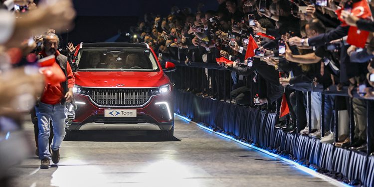 Yerli otomobil Togg banttan indi: Fiyatı, Şubat’ta açıklanacak