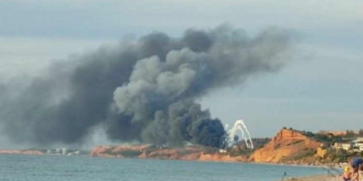 Kırım’a iniş yapan mühimmat dolu uçak patladı