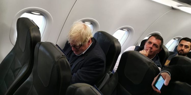 Boris Johnson, Pegasus ile İstanbul’a uçtu