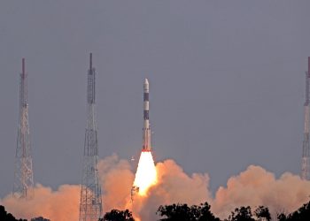 Hindistan, Butan ile geliştirdiği uyduyu uzaya fırlattı