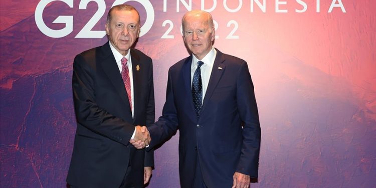 Biden, Türkiye’ye F-16 desteğini yineledi
