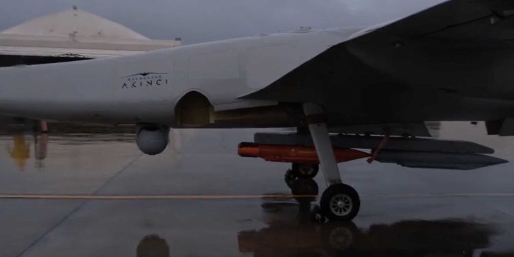 Bayraktar AKINCI’dan TOLUN ile başarılı atış