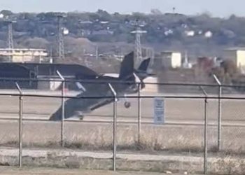ABD’de F-35B dikey iniş sırasında kırıma uğradı