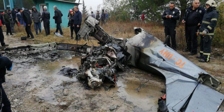 Bursa’da tek motorlu uçak düştü: 2 ölü