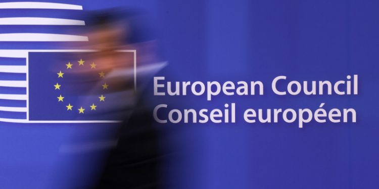 AB Konseyi, COVID-19 seyahat kısıtlamalarını kaldırdı