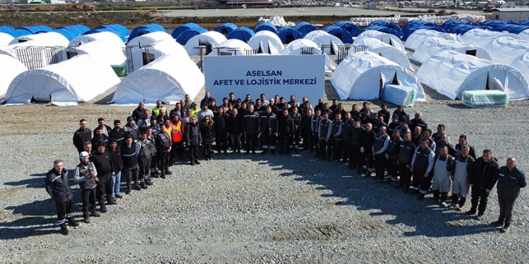 ASELSAN depremin yaralarını sarmak için afet bölgesinde