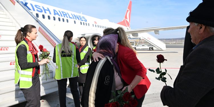 THY bugün deprem bölgesinden 20 bine yakın kişiyi tahliye edecek