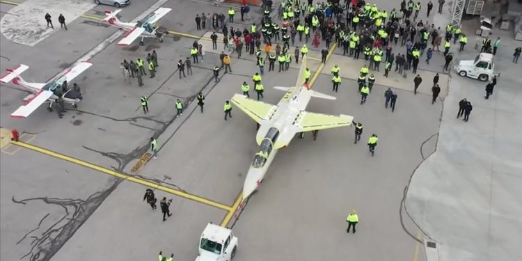 Hürjet motorunu ilk kez çalıştırdı