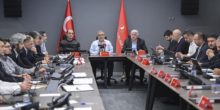 THY, deprem bölgesinden 240 sefer planladı