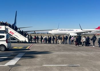 THY bugün 150 tahliye seferi yapacak