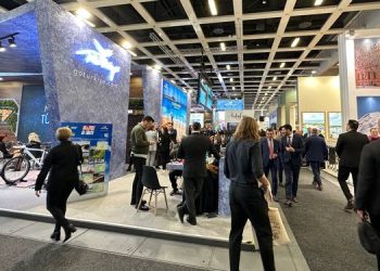 Turizm, deprem yaralarının sarılmasını bekliyor