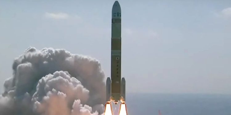 Japonya’nın H3 roketi infilak ettirildi: Gözlem uydusu taşıyordu