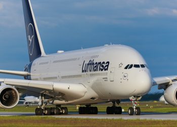Lufthansa’nın A380’leri 3 yıl sonra uçuşlara geri dönüyor