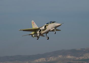 Hürjet ilk uçuşunu yaptı