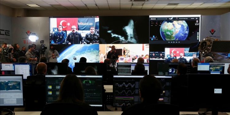 Rasat ve Göktürk 2’deki bilgi birikimi İMECE’ye yansıtıldı