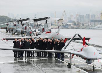 “TCG Anadolu Sirkeci’ye çekilecek, halkımız gezecek”