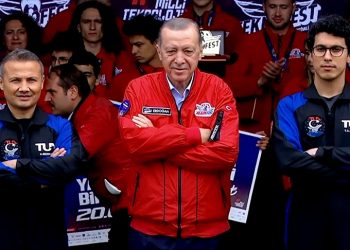 Cumhurbaşkanı Erdoğan, Türkiye’nin ilk uzay yolcularını açıkladı