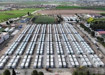 Baykar’ın kurduğu 520 konteyner depremzedelere teslim edildi