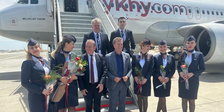 Fly Kıbrıs, ilk uçuşunu gerçekleştirdi