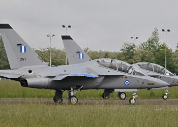 Yunanistan yeni uçaklarını filoya katma başladı