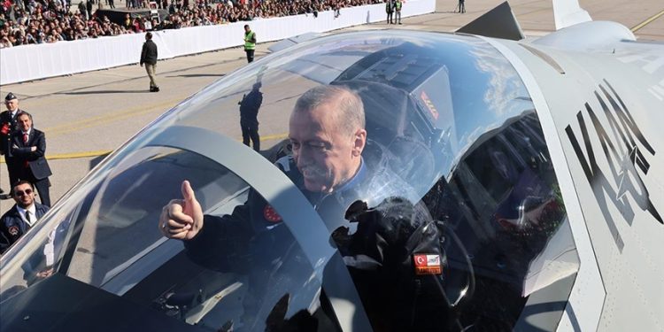 Cumhurbaşkanı Erdoğan’dan ‘KAAN’ paylaşımı