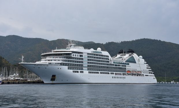 Kruvaziyer “Resilient Lady” ile Bodrum’a bin 866 turist geldi