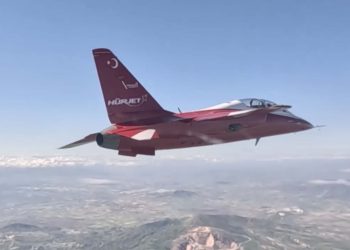 HÜRJET’ten iniş takımları kapalı şekilde ilk uçuş!