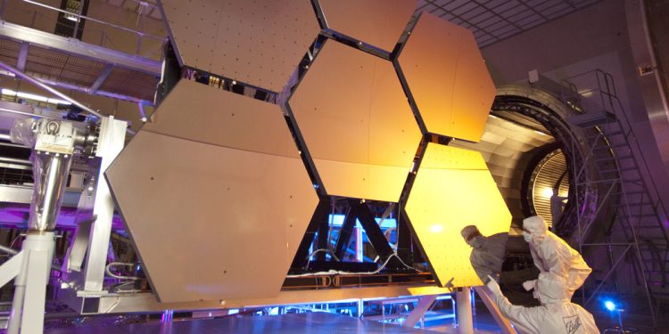 BAE Systems 5,5 milyar dolara havacılık şirketi alıyor