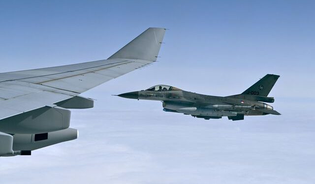 Hollanda ve Danimarka Rus bombardıman uçaklarına karşı teyakuzda!