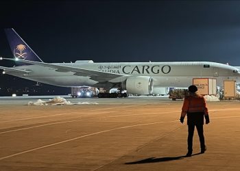 Suudi Arabistan’dan depremzedeler için 19’uncu yardım uçağı