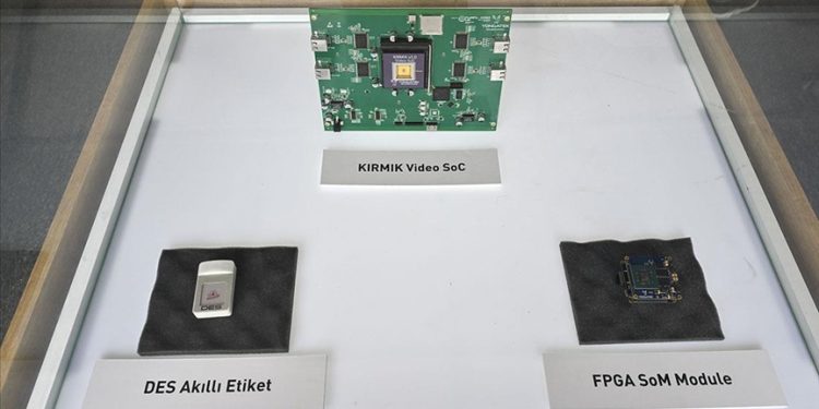 Yarı iletken çip sektörü Türkiye için fırsat olabilir