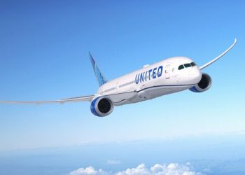 Aynı günde Boeing’e 100, Airbus’a 60 uçaklık sipariş verdi
