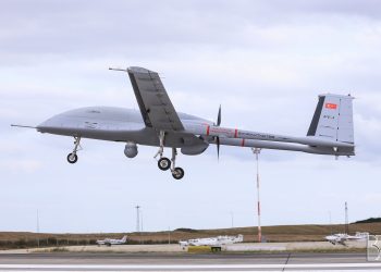 Bayraktar TB3 SİHA, kısa pistli gemilerden kalkışa hazır!