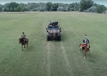 Türk zırhlısı Türk-Macar dostluğunu pekiştirecek