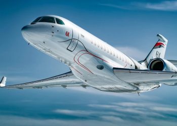 En geniş iş jeti ‘Falcon 6X’ hizmete girdi