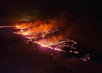 İzlanda’daki volkanik patlama hava trafiğini etkilemedi