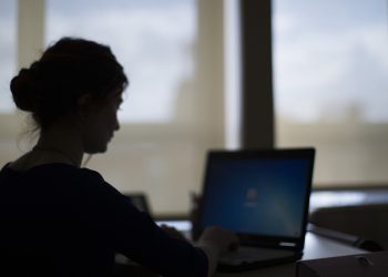 Ya kendi işini kurarsın ya da saatini…