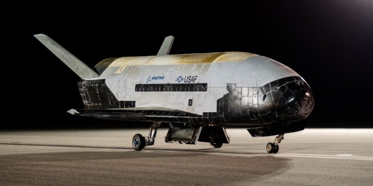 Gizli görev uçağı X-37B 7’nci kez uzaya fırlatıldı