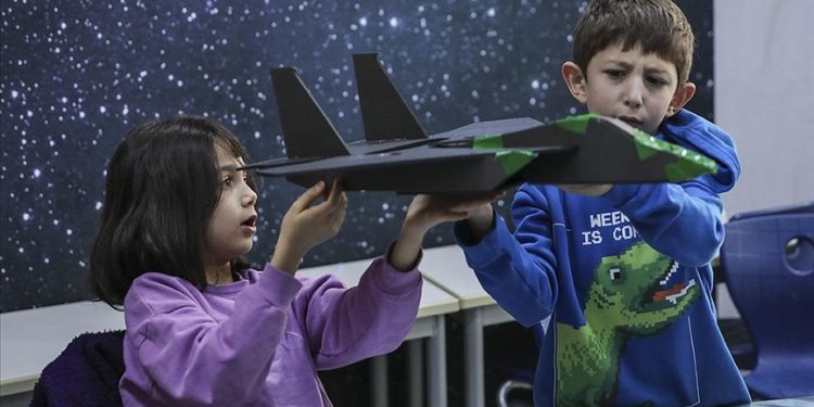 Üstün zekâlı çocuklar projeleriyle TEKNOFEST’e hazırlanıyor