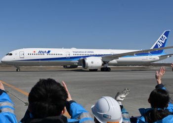 ANA’nın Boeing 787-10’u ilk iç hat uçuşunda…