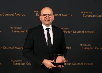 THY Hukuk ve Uyum Başkanı Kolcu’ya uluslararası ödül