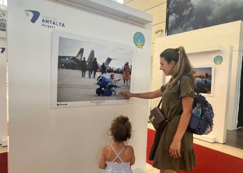 VatanJet’ten Antalya Havalimanı’nda görsel şölen