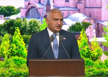 Bakan Ersoy: 22 yılda 5 bin 450 eseri restore ettik