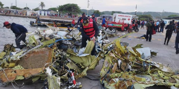 Düşen uçaktan kurtulan olmadı